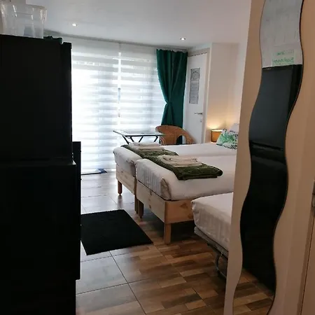 Maison D'hôtes îles Sont D'ailleurs Couette-café